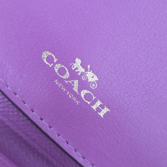 Coach Trifold Wallet 💜 - Picture 6 of 12